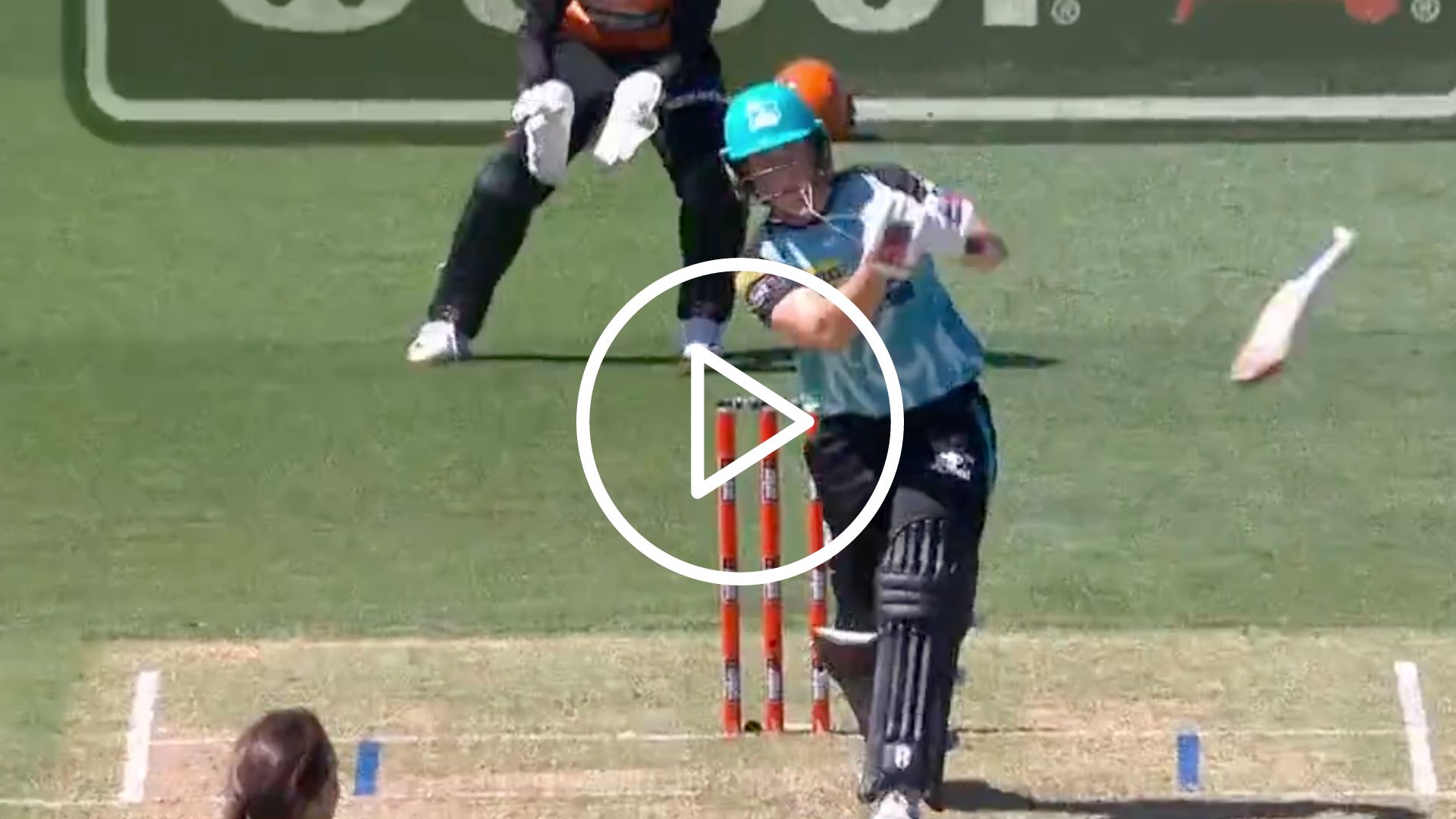 [Watch] Grace Harris Slams Massive Six With A Broken Bat In WBBL 2023 Epic